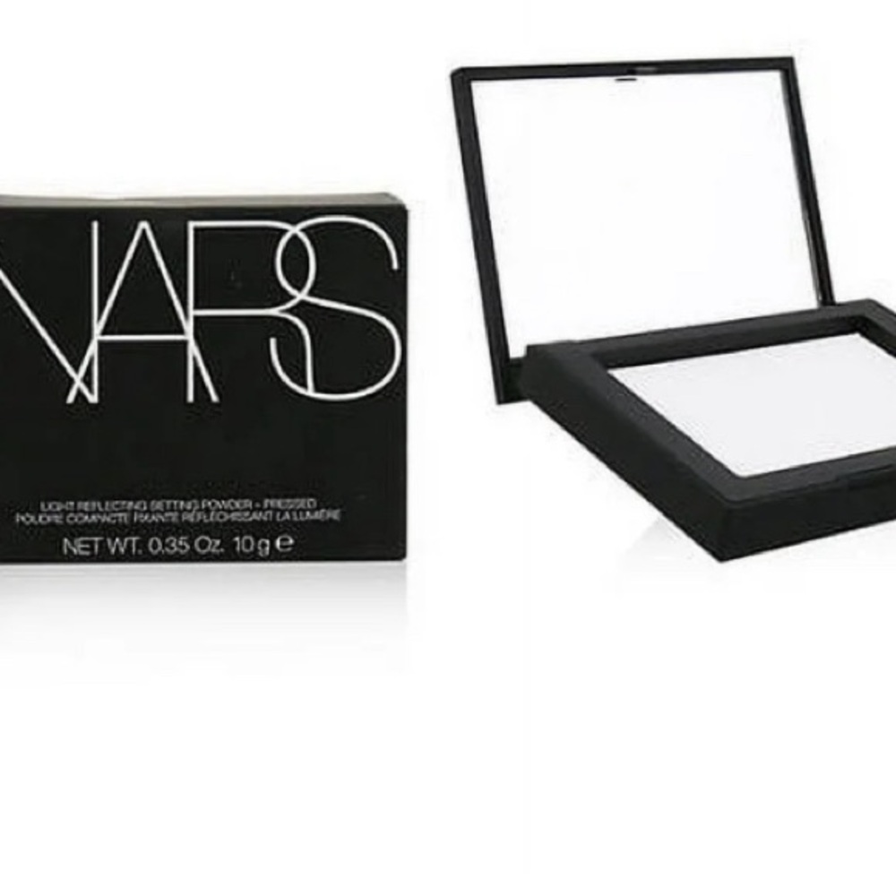 NARS LIGHT REFLECTING SETTING POWDER - PRESSED
